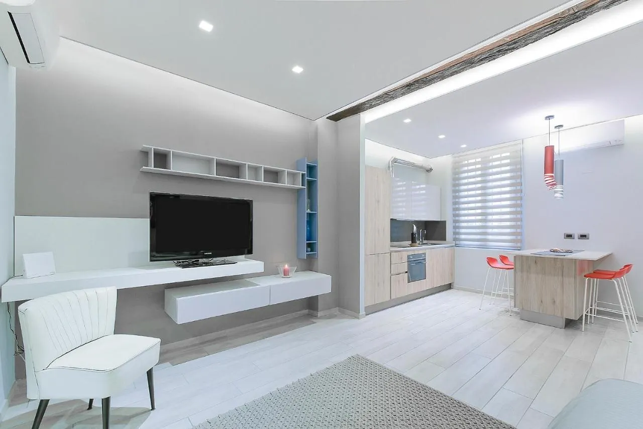 בולוניה Mandria Apartments 1 2