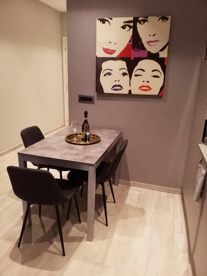בולוניה Mandria Apartments 1 2 איטליה