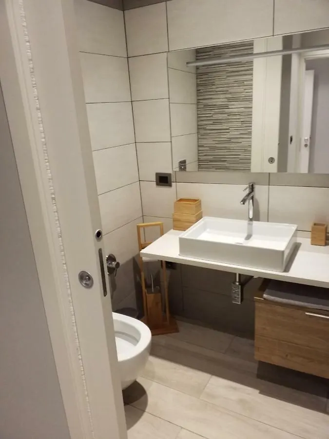 בולוניה Mandria Apartments 1 2